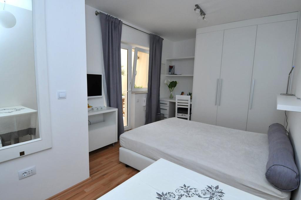 Apartments Annette ดูบรอฟนิก ภายนอก รูปภาพ