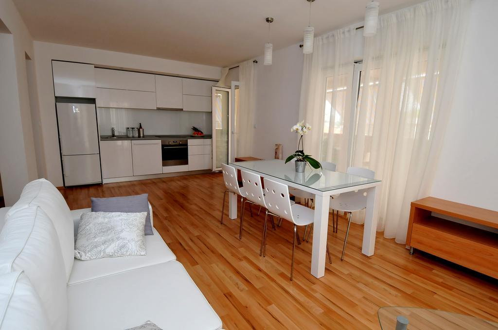 Apartments Annette ดูบรอฟนิก ภายนอก รูปภาพ