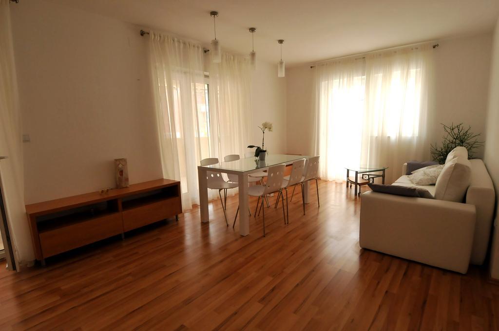 Apartments Annette ดูบรอฟนิก ภายนอก รูปภาพ