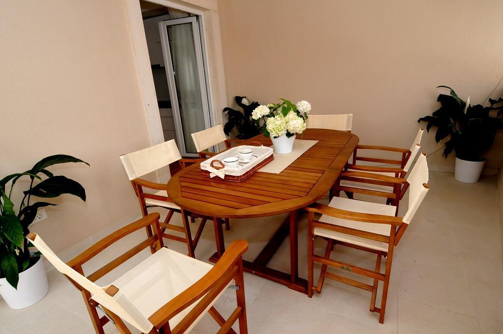 Apartments Annette ดูบรอฟนิก ภายนอก รูปภาพ
