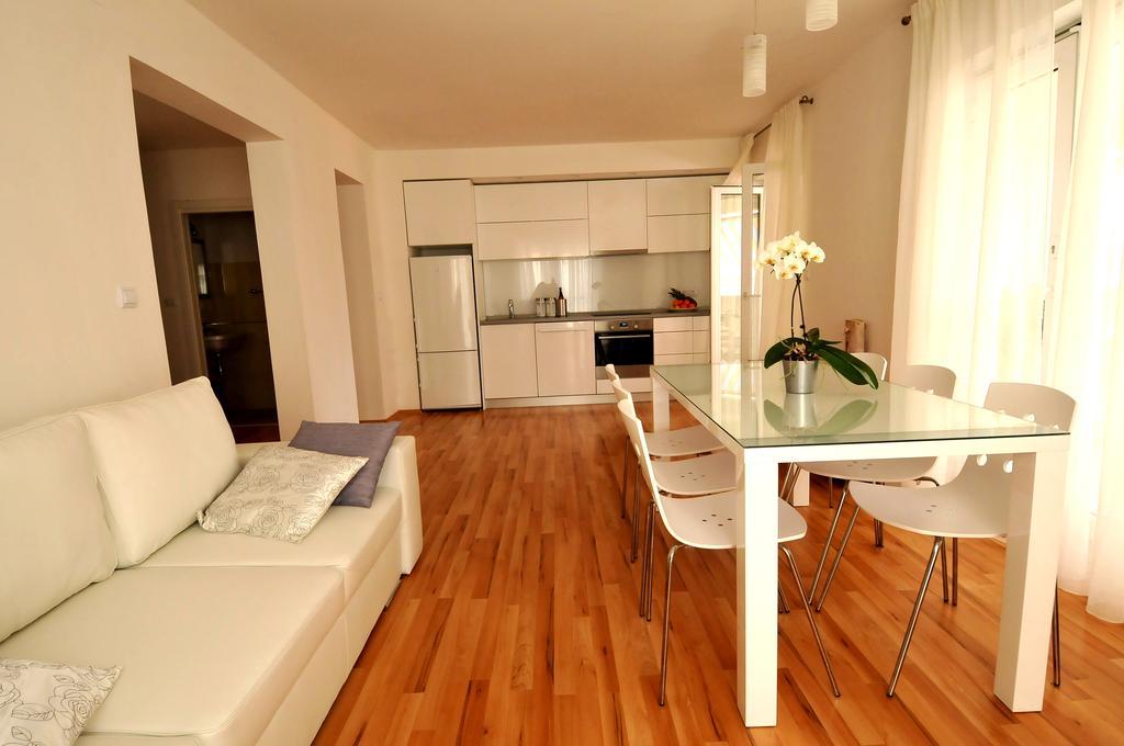 Apartments Annette ดูบรอฟนิก ภายนอก รูปภาพ